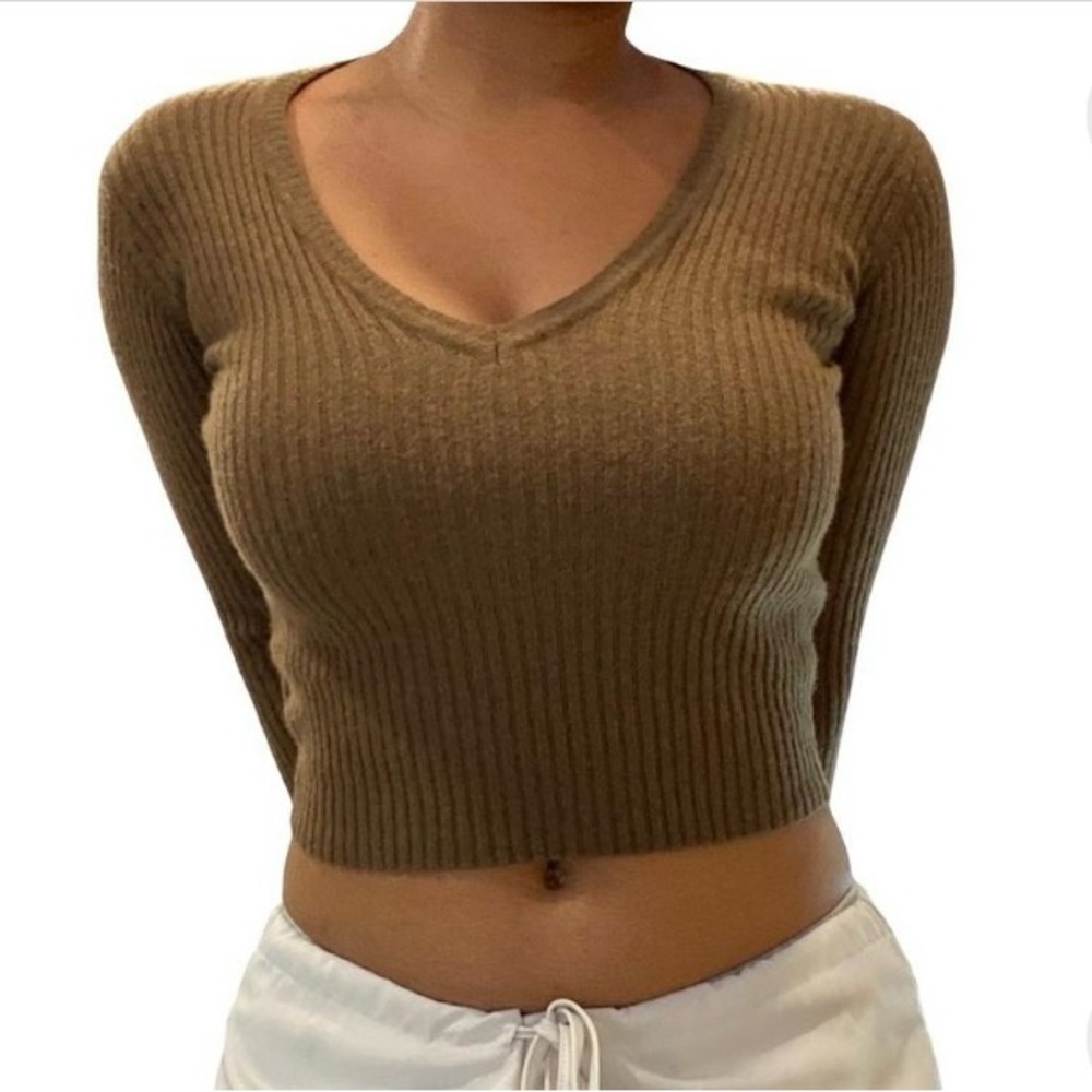 Brandy Melville Sweater